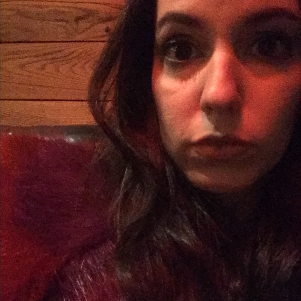 Meet your Posher, Isabella